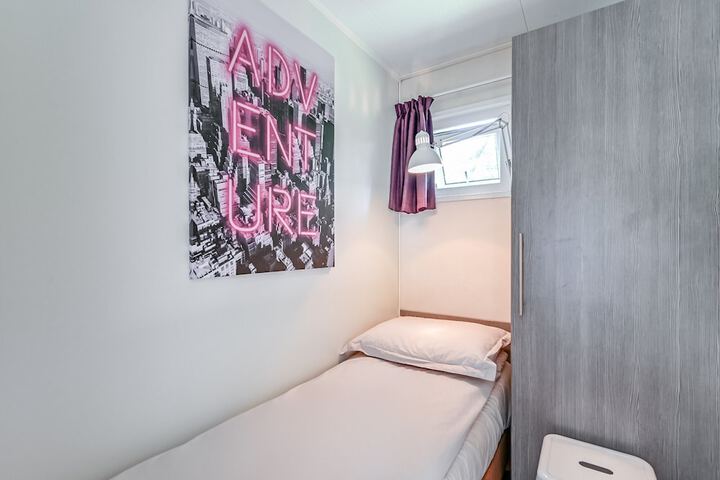 Room 4 of 29