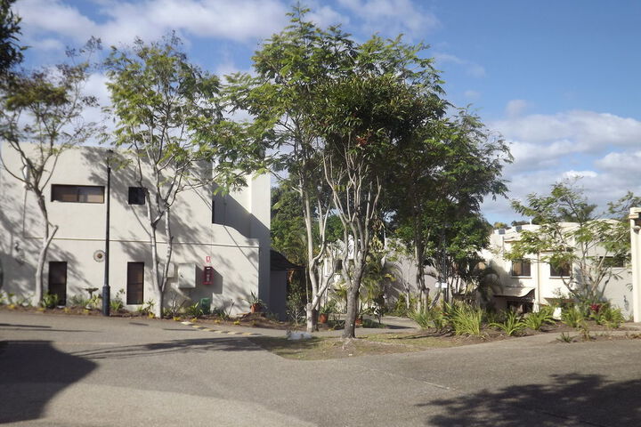 Property Grounds 27 of 31