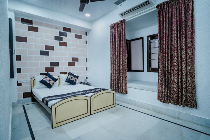 Room 31 of 73