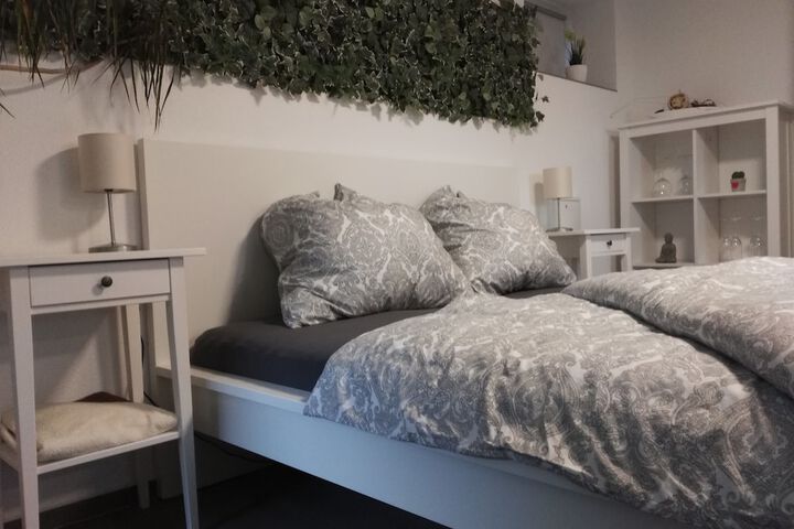 Room 10 of 53