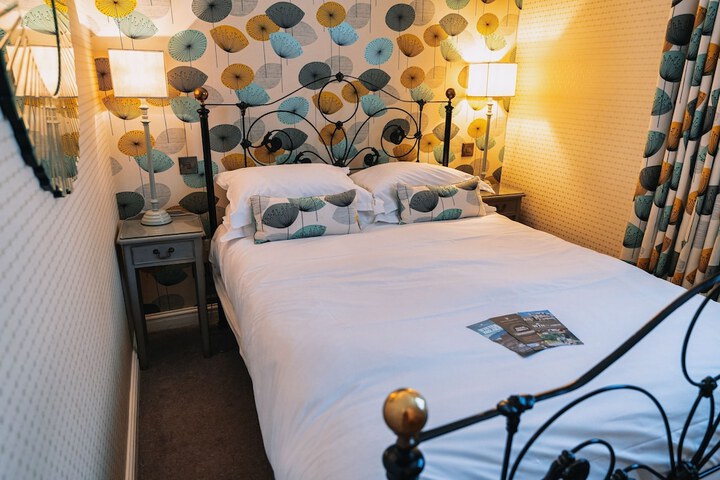 Room 58 of 178