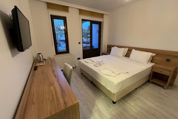 Room 16 of 54