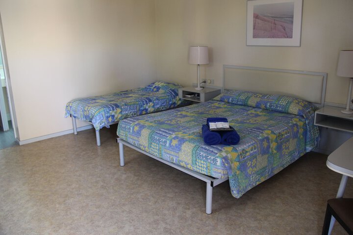 Room 50 of 60