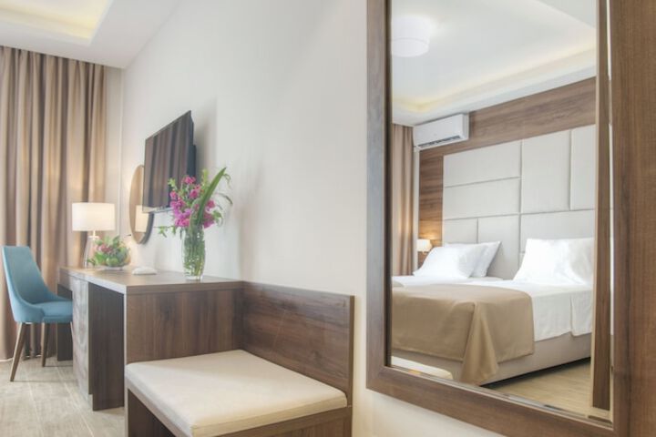 Room 20 of 71