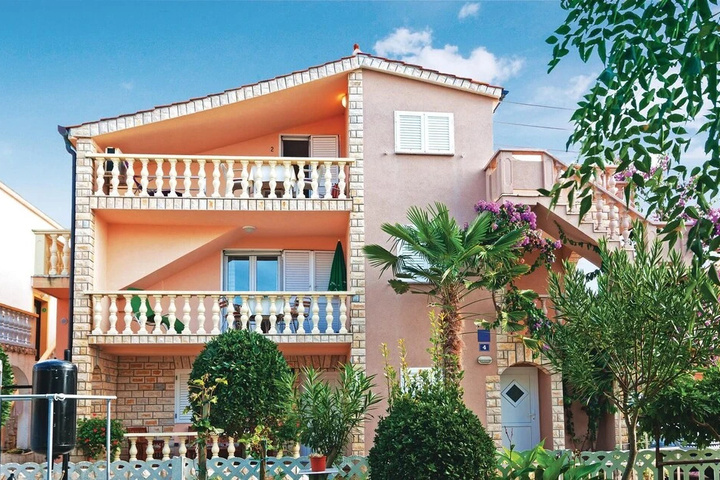 Awesome Home in Privlaka With Wifi and 1 Bedrooms