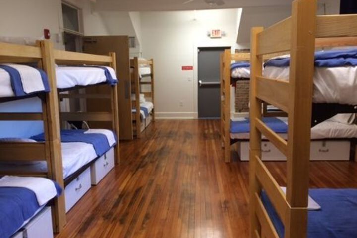 Room 4 of 48