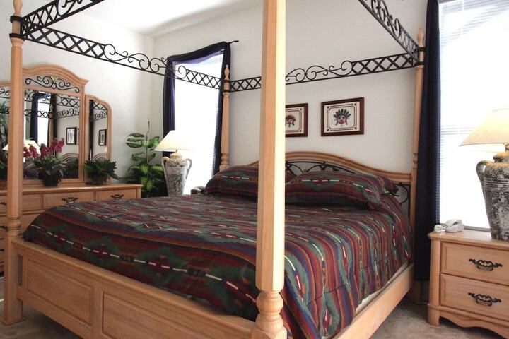 Room 4 of 46