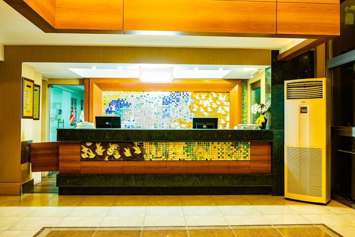 Hotel Interior 8 of 97
