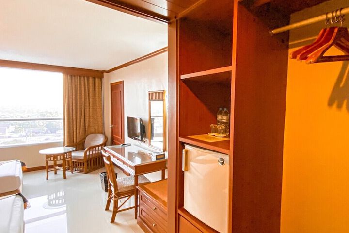 Room 15 of 89