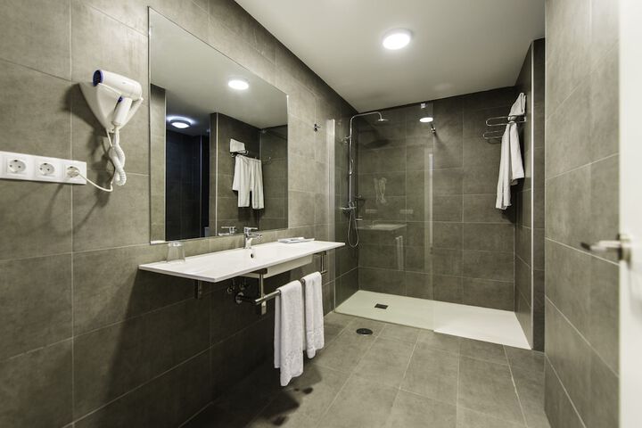 Bath Photo