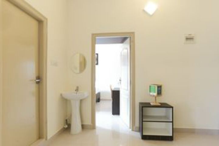 Room 36 of 62