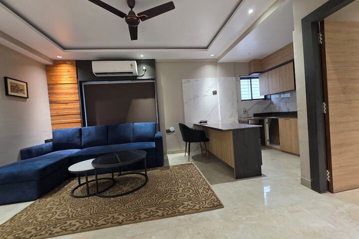 Room 42 of 61