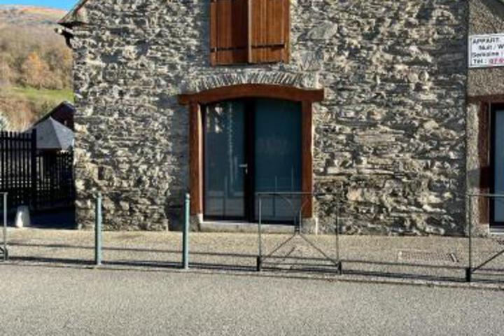 General 8 of 32