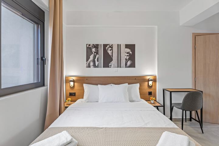 Room 13 of 43
