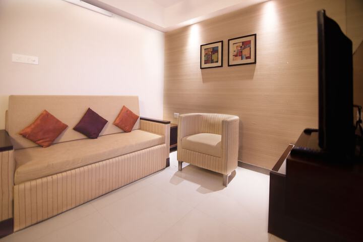 Room 9 of 22