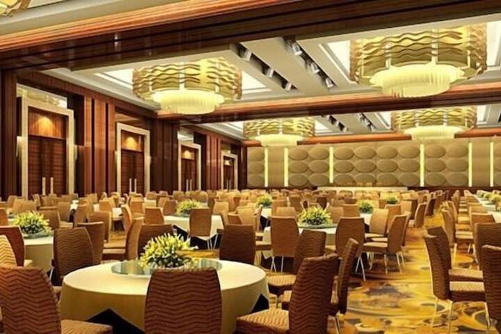 Ballroom/Hall 29 of 37
