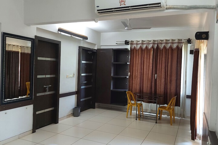 Room 31 of 65