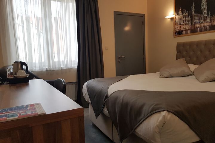 Room 34 of 70