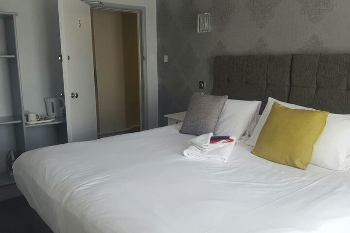 Room 7 of 46