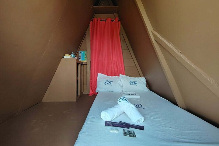 Room 25 of 78