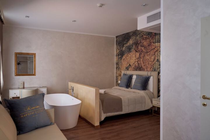 Room 100 of 138