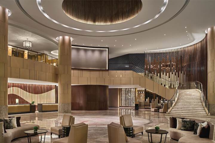 Hotel Interior 7 of 121