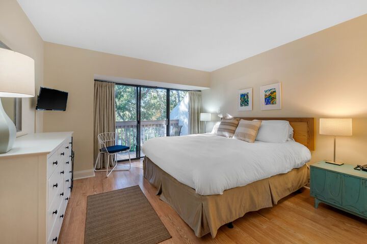 Room 60 of 190