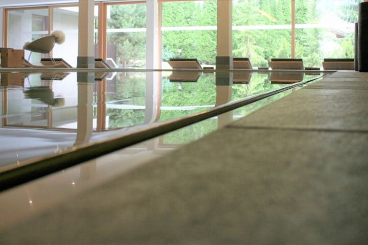Pool 20 of 69