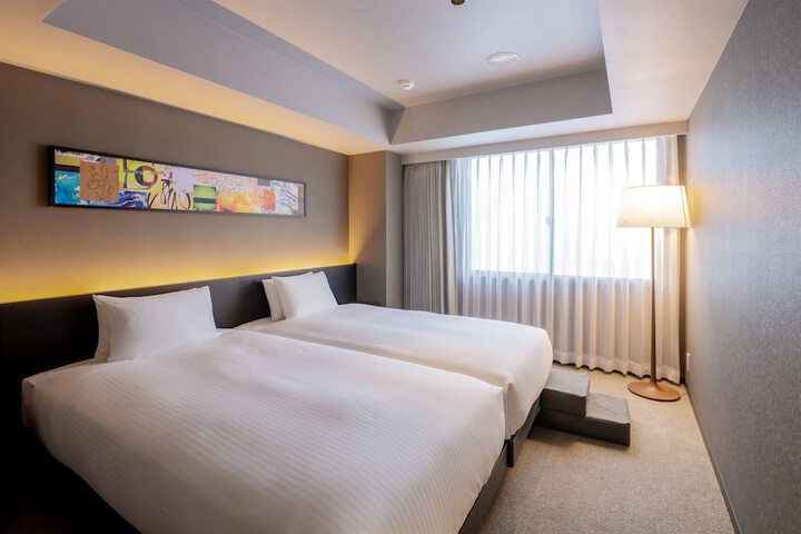 Room 12 of 53