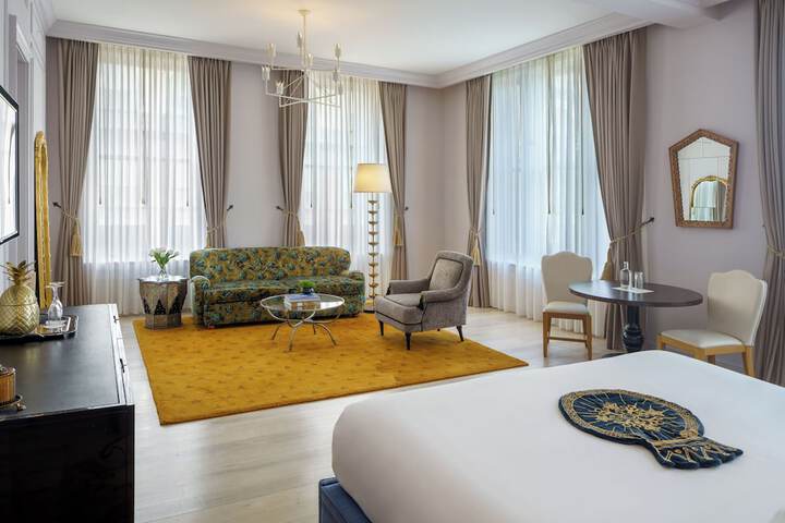 Room 20 of 42