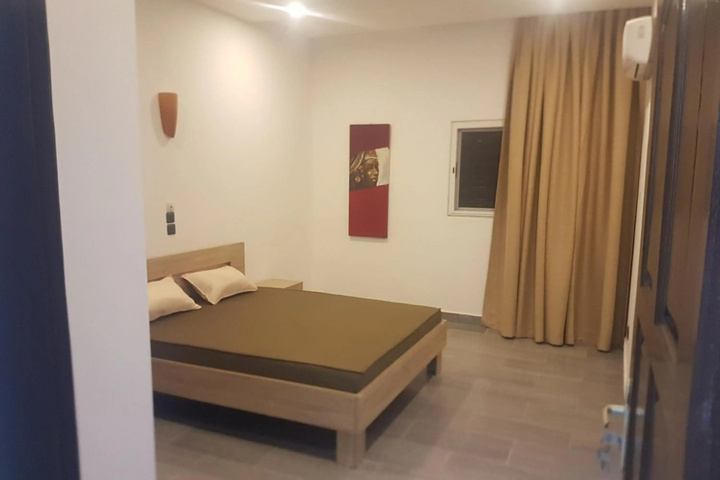 Room 2 of 11