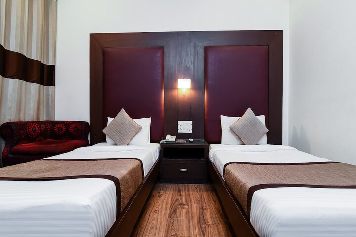 Room 15 of 22