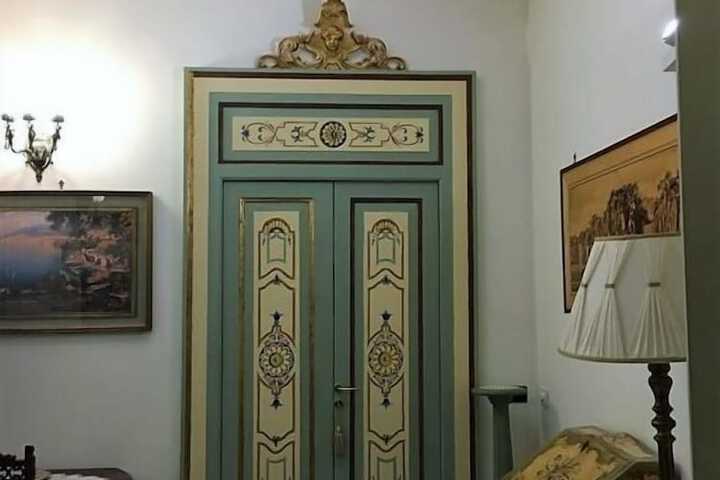 Room 14 of 43