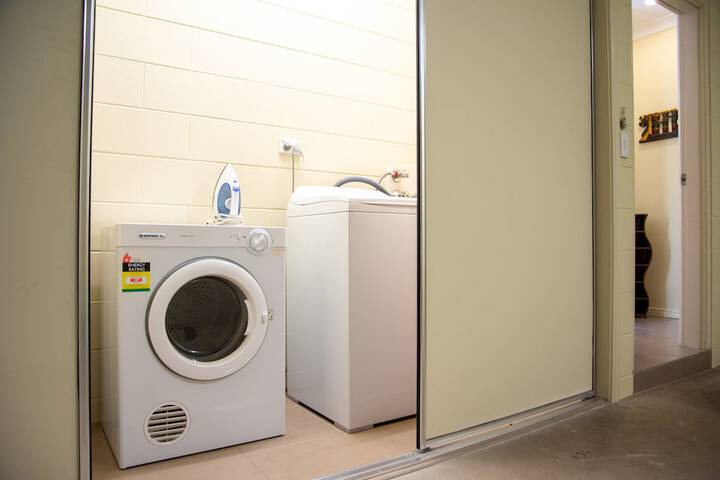 Laundry 36 of 78