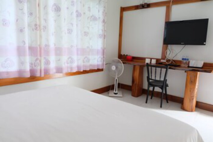 Room 18 of 19