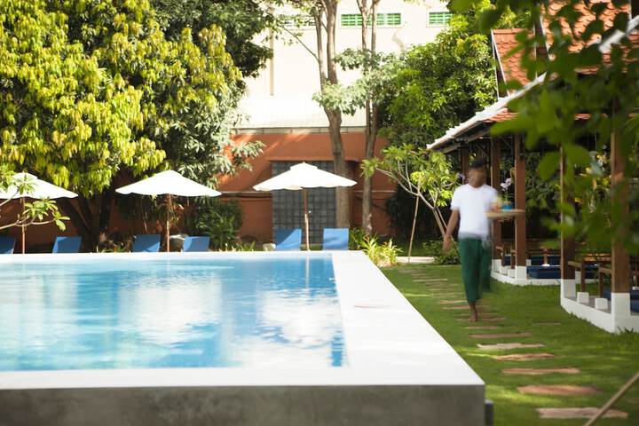 Pool 79 of 129