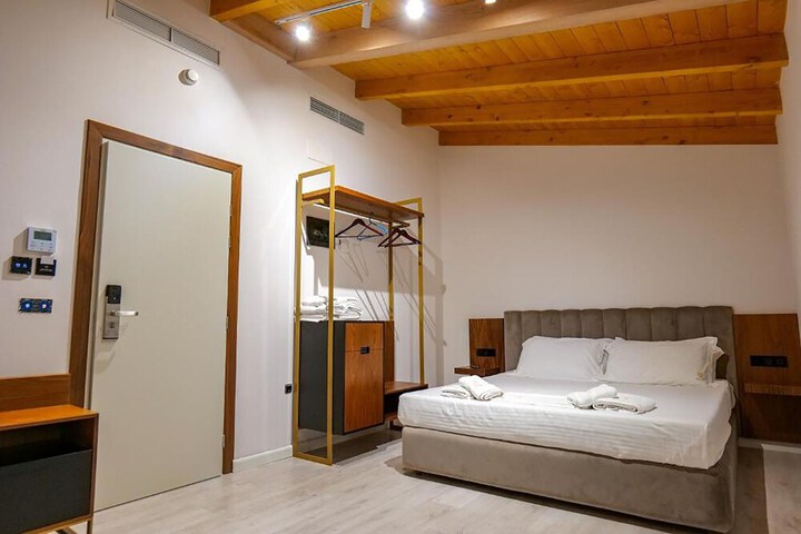 Room 20 of 72