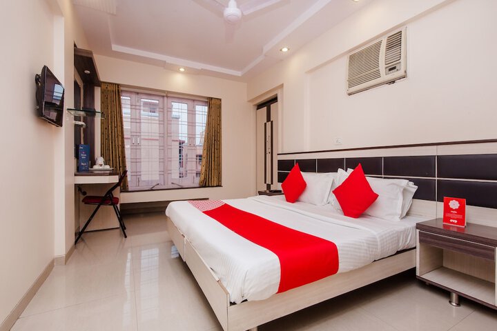 Room 16 of 18