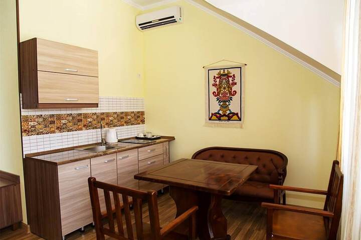 Private kitchenette