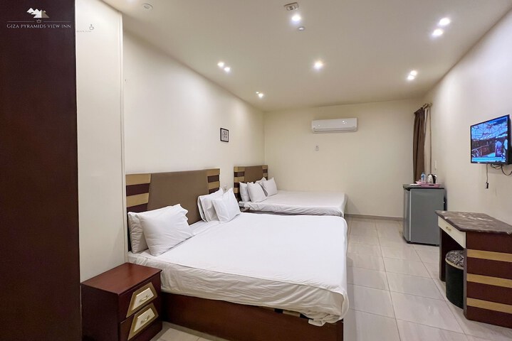 Room 37 of 284