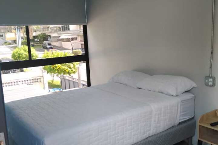Room 7 of 36