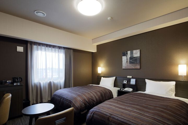 Room 5 of 30