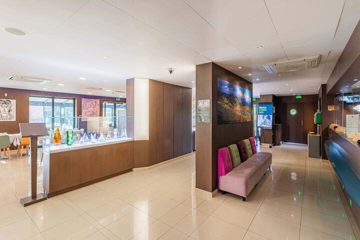 Lobby Photos
