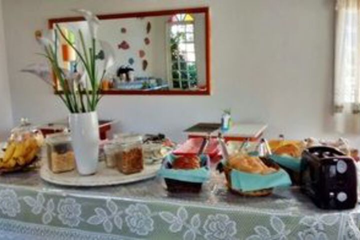 Dining 5 of 25