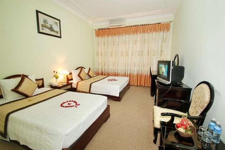 Room 17 of 31