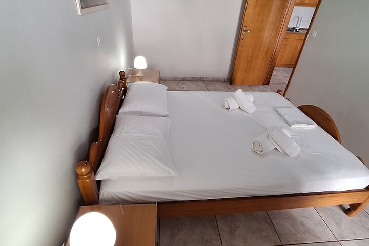 Room 63 of 192