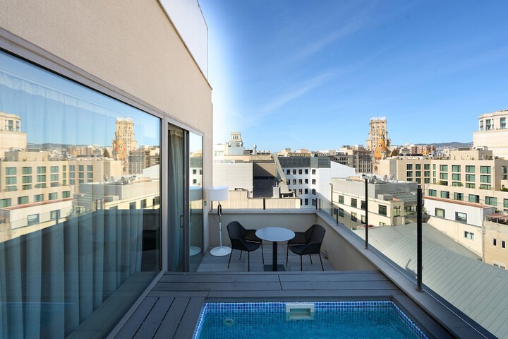 Terrace/Patio 48 of 82