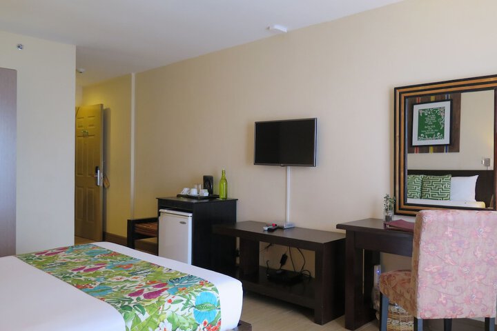 Room 7 of 148