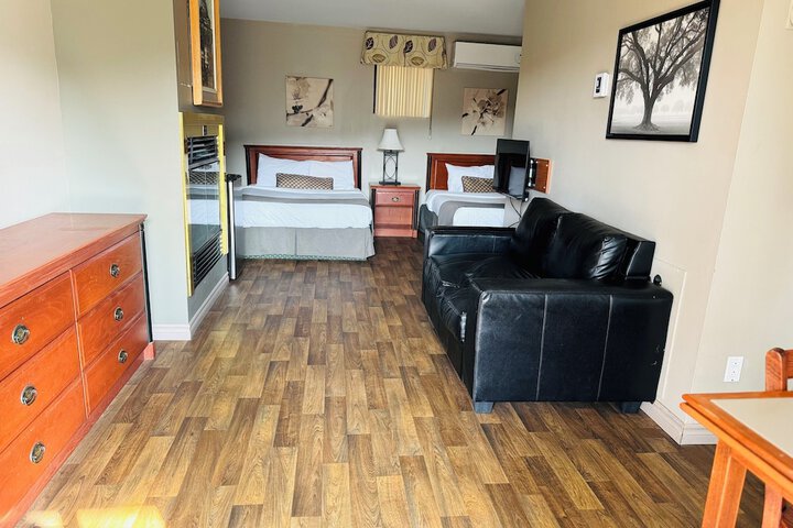 1 Double Bed (6 of 6)