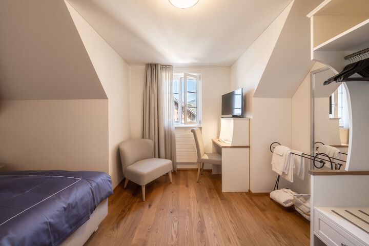 Room 7 of 78